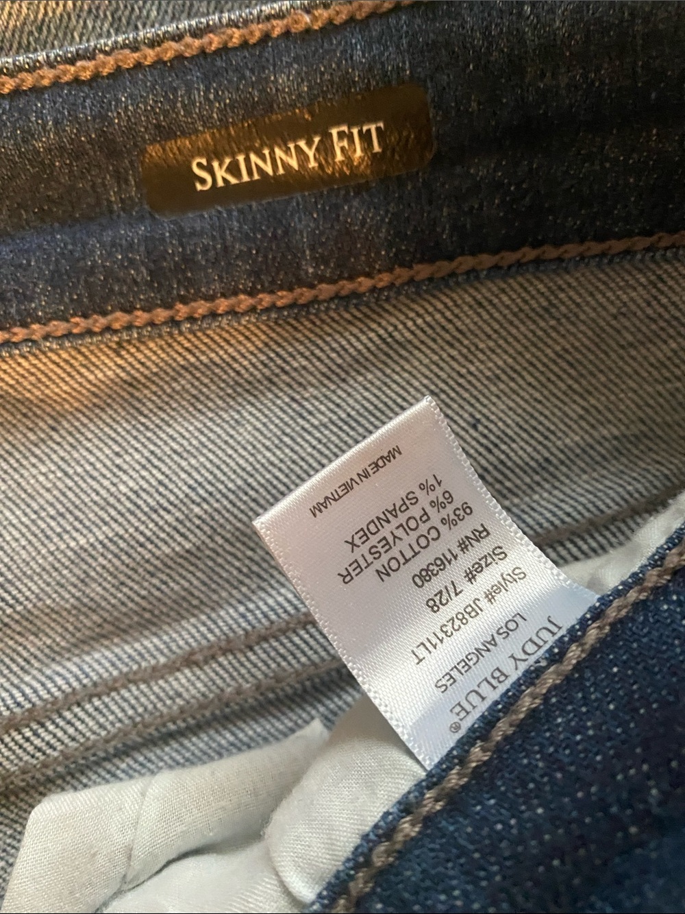 Judy blue size 7/28 distressed skinny fit jeans button fly - Picture 4 of 8